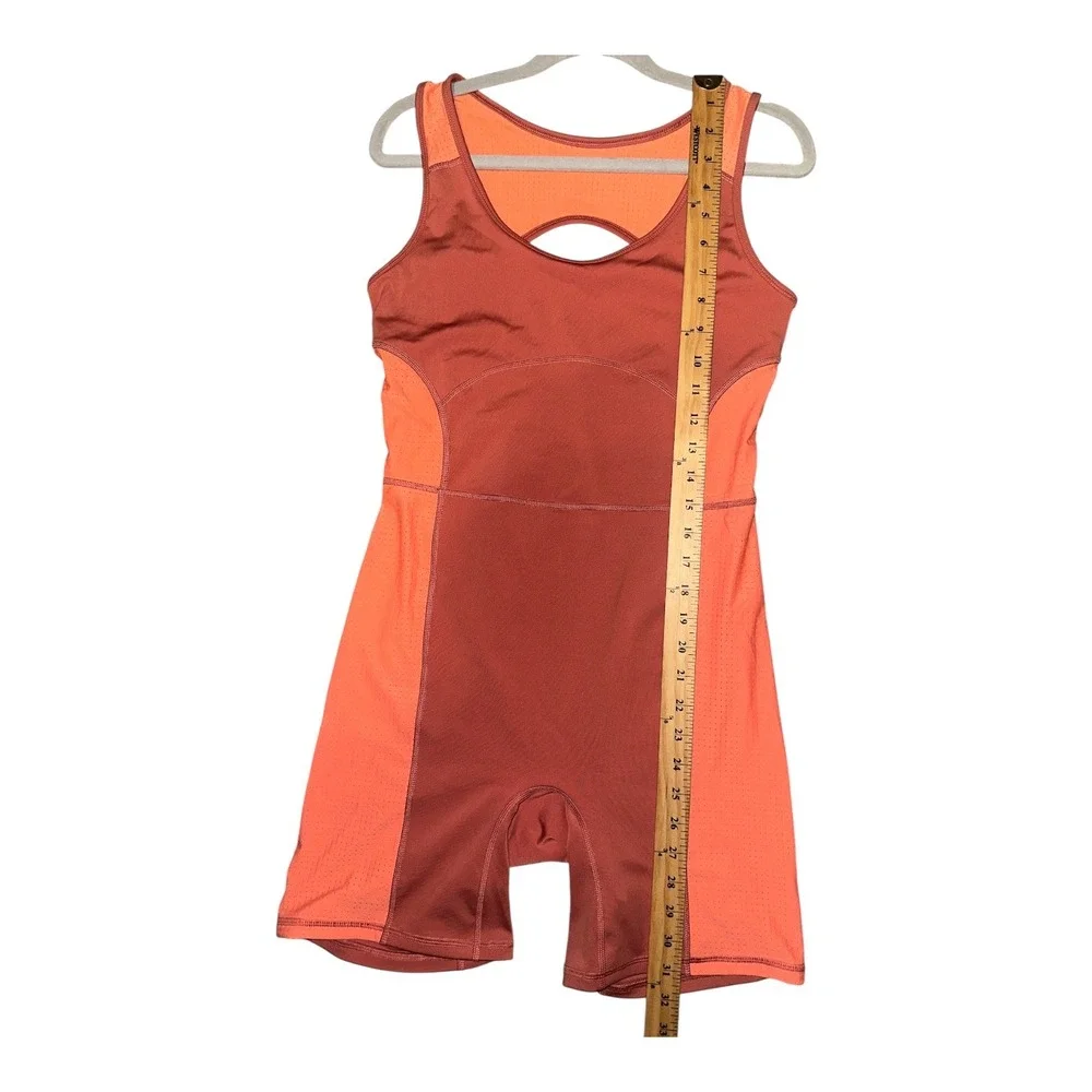Fabletics Motion365 Terracotta Shorts One Piece, Medium (approx. size) - Picture 9 of 10